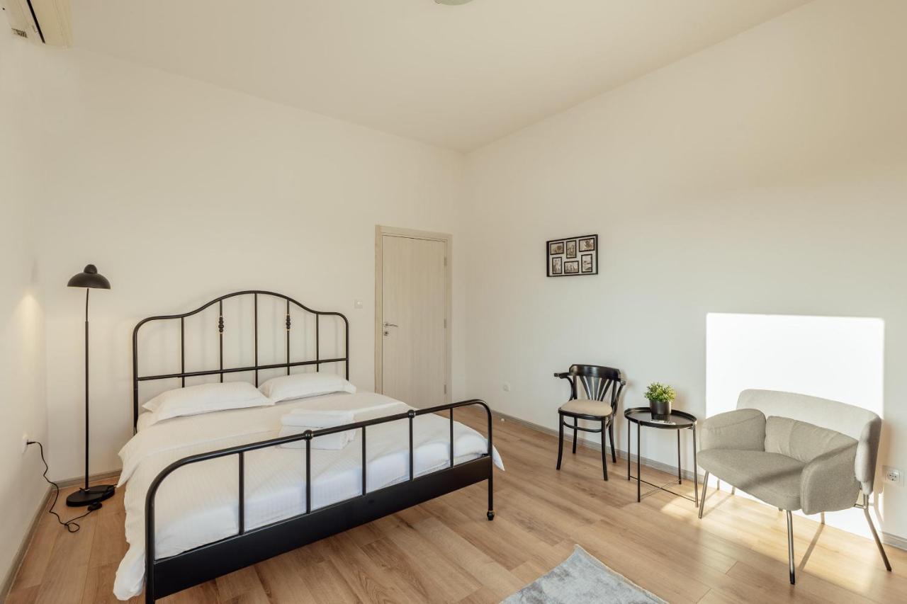 City Port Apartment Herceg Novi Exterior foto