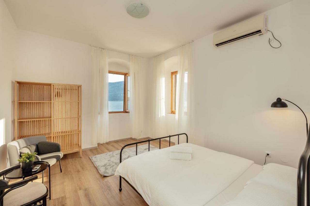 City Port Apartment Herceg Novi Exterior foto